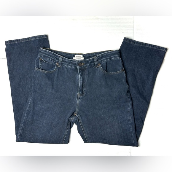 L.L. Bean Jeans Womens 10 Petite Classic Fit Outdoor Denim‎ Straight Leg Cotton - Picture 1 of 6